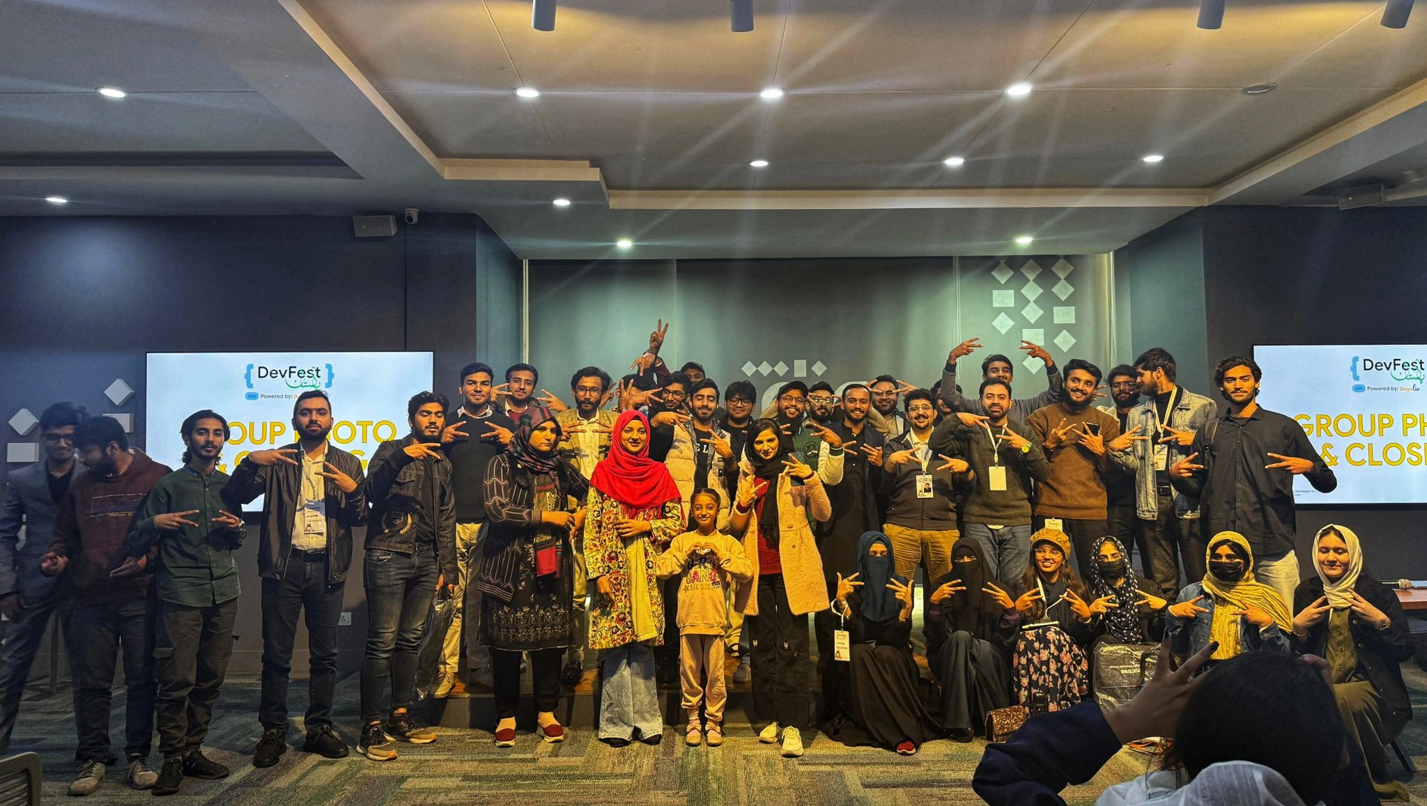 GDG Live Pakistan - DevFest Faisalabad
